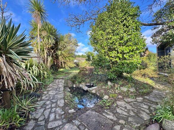 Mature gardens