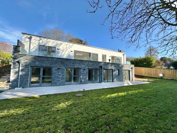 Stunning design - reverse level