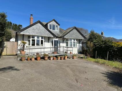 Upland Crescent, Truro