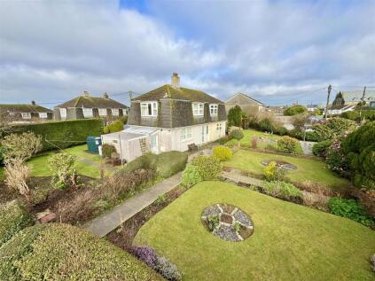 Crown Crescent, St. Newlyn East, Newquay