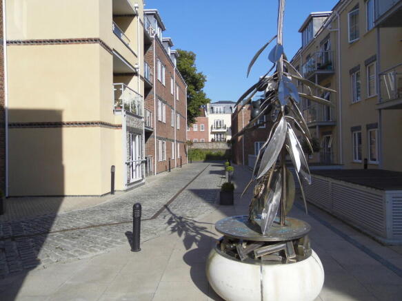 Photo 01
