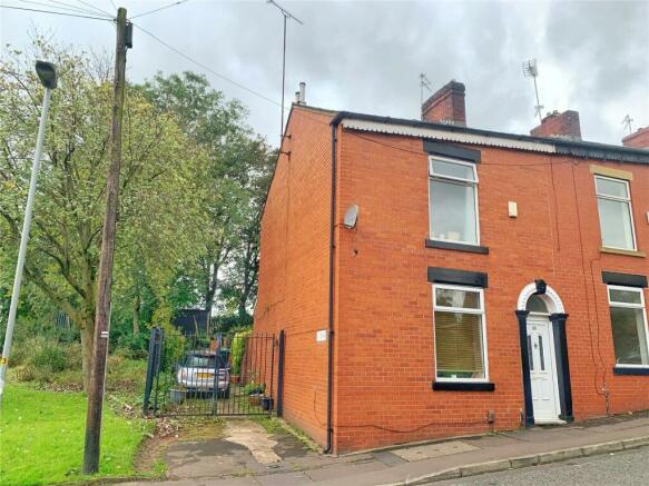 2 bedroom end of terrace house for sale in Burton Street