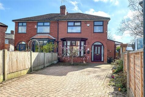 Maple Grove, New Moston, Manchester, M40