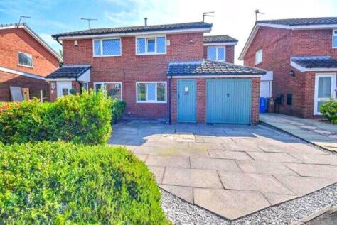 Whitehouse Close, Hopwood, Heywood, Greater Manchester, OL10