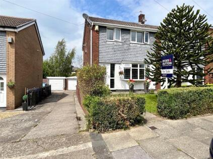 Royal Avenue, Heywood, Greater Manchester, OL10