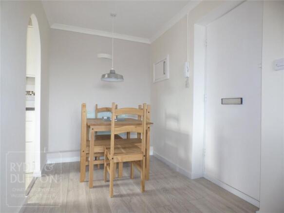 Lounge/Dining Room