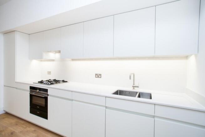 Kitchen  (Main)