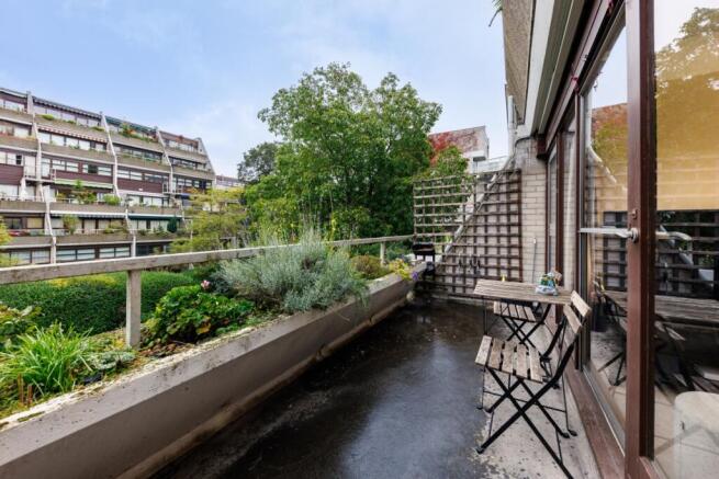 Kendal Steps 29 (...