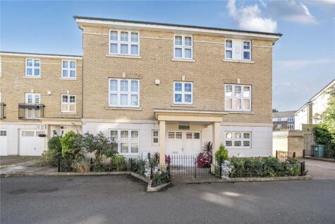 Colnhurst Road, Nascot Wood, Hertfordshire