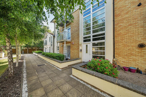 The Quadrant, Rickmansworth, Hertfordshire