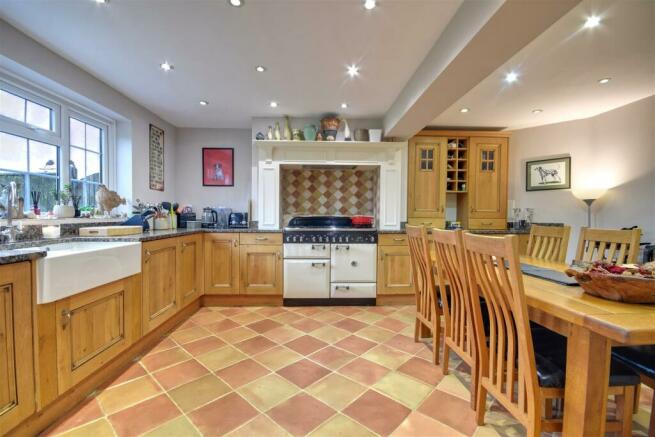 Kitchen / breakfast room