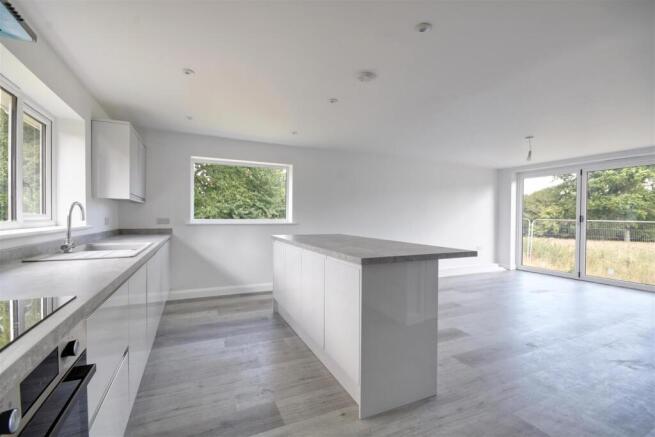 Kitchen / dining / living room