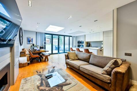 Southwood Drive, Surbiton, KT5