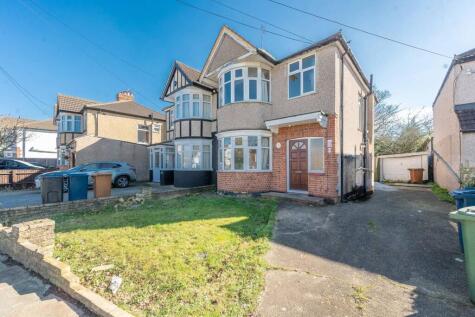 Boxtree Lane, Harrow Weald, Harrow, HA3