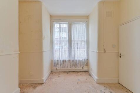 Nyon Grove, Catford, London, SE6