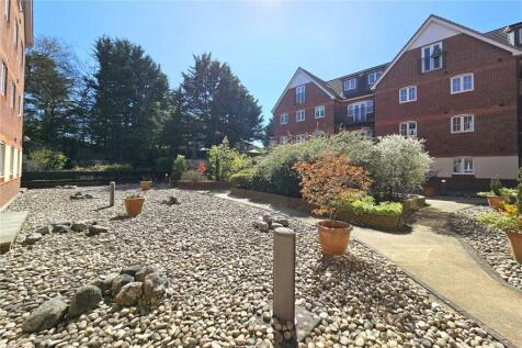 London Road, Camberley, Surrey, GU15