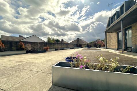 Frimley Road, Camberley, Surrey, GU15