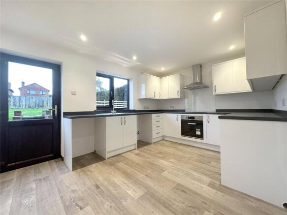 Kitchen/Dining