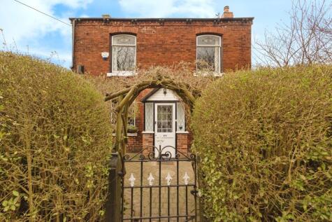 Medlock Road, Failsworth, Manchester, Greater Manchester, M35