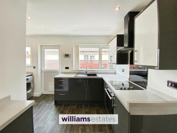 open plan kitchen diner