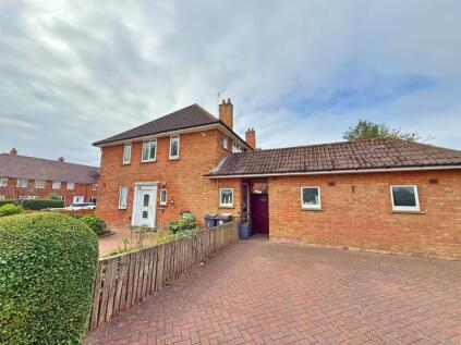 Dugdale Crescent, Four Oaks