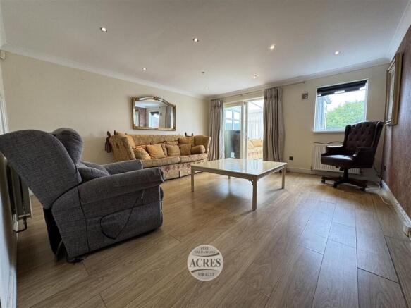 IMG_2533 (Large).jpg