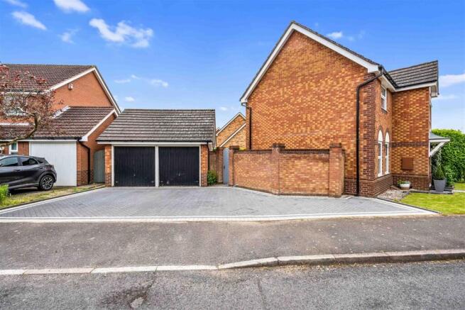 Garages & Parking