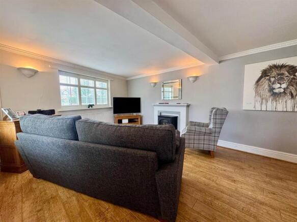 Lounge (1)-fotor-2025093015851.jpg