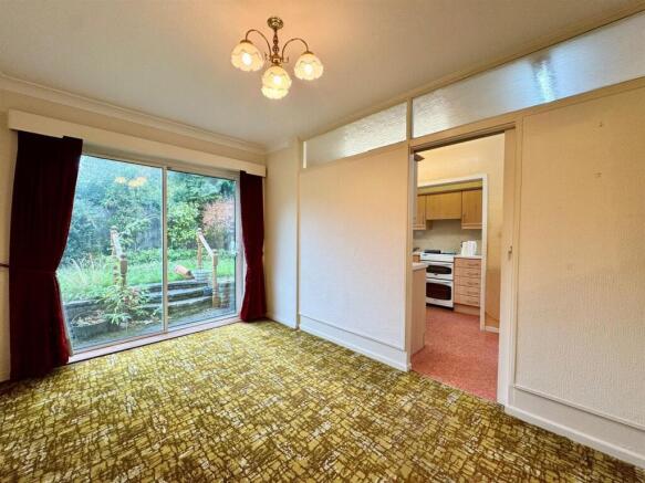 Dining room.jpg