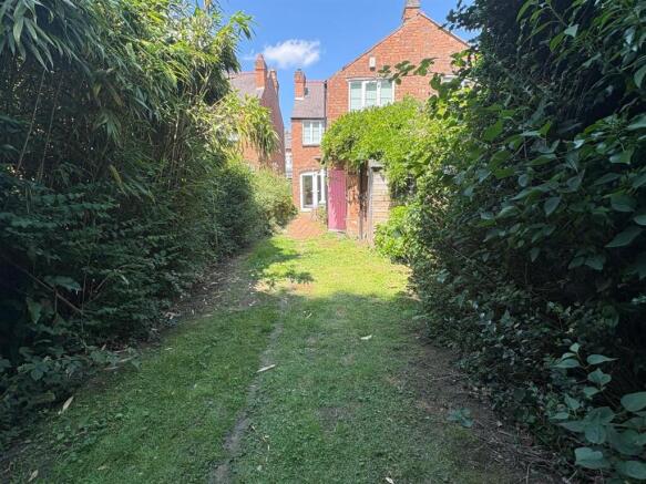 Garden 1.jpg