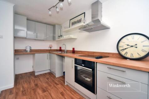 Basinghall Gardens, Sutton, SM2