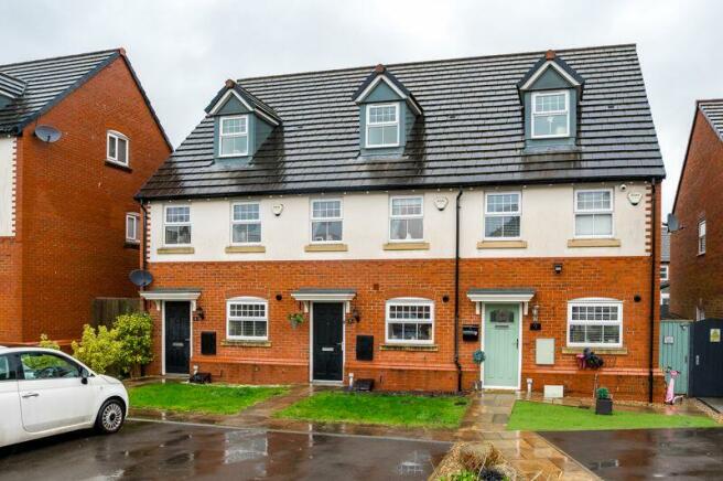 3 bedroom town house for sale in Bannister Court Shevington