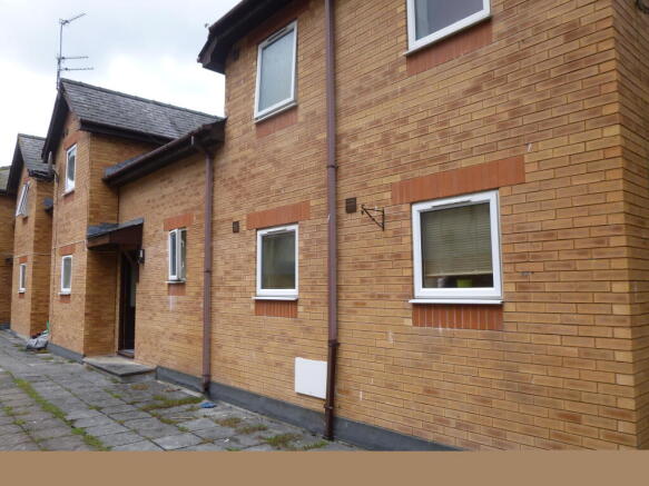 322b High Street