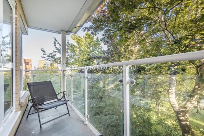 7d6063e0-3334-4992-9