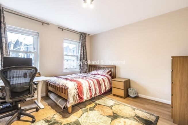 e7292346-5ec8-4cfb-8