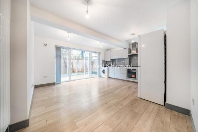 9ef4632b-8548-4b88-b