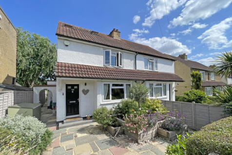 Kingston Road, Ewell Village, Surrey, KT17