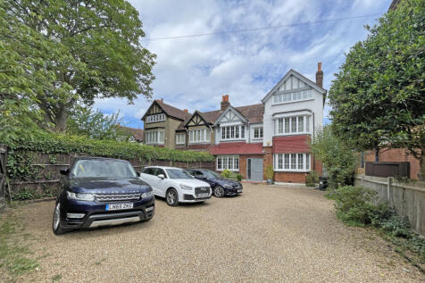 Banstead Road, Ewell, KT17