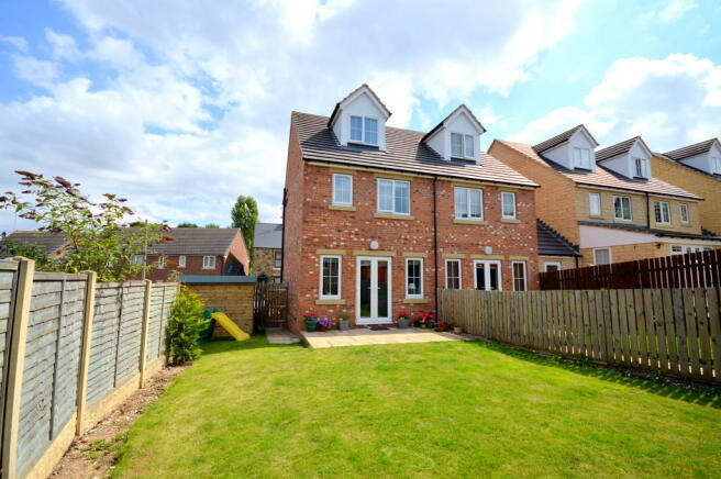 3 bedroom semi-detached house for sale in School Street, Mosborough ...