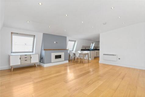 Hazelwood Lane, London, N13