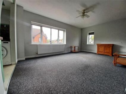 Brighton Road, Purley, CR8