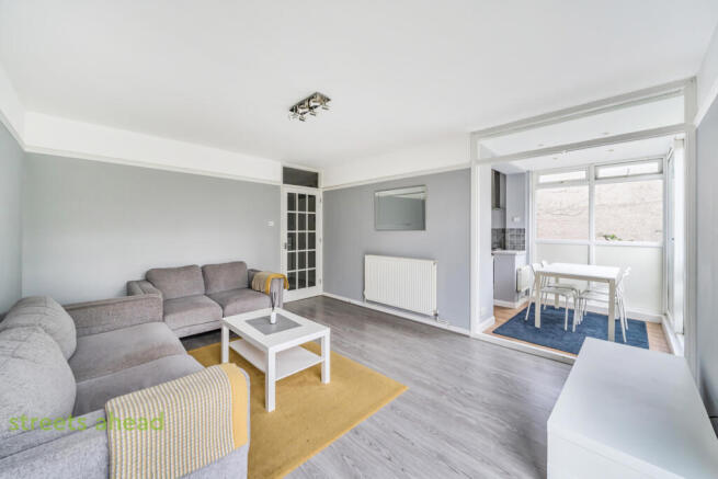 42beb520-c91c-476...