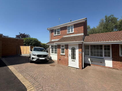 Sunderland Drive, Amblecote, Stourbridge, DY8 4LD