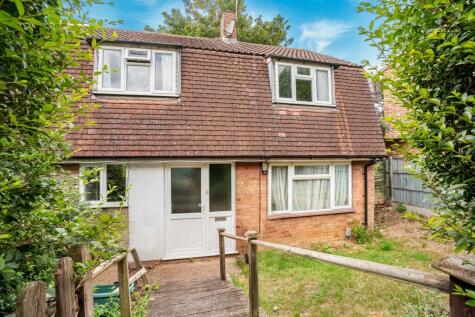 Redhall Drive, Hatfield, AL10