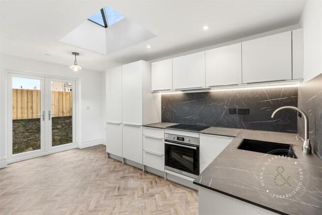 Cathedral Road, Apt 3, HernCrabtree (5).jpg