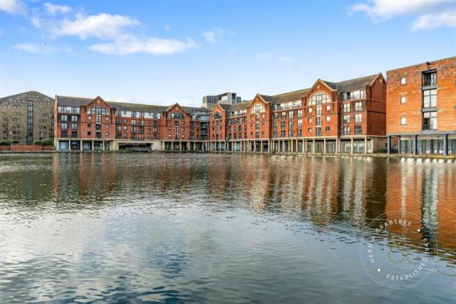 Beaufort Court, Atlantic Wharf, HernCrabtree (35).