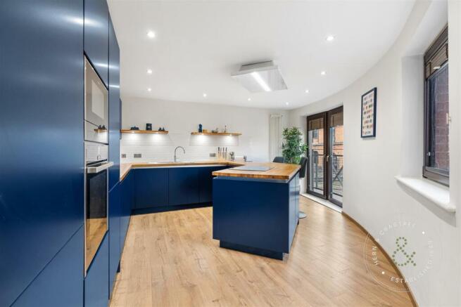 Beaufort Court, Atlantic Wharf, HernCrabtree (1).j