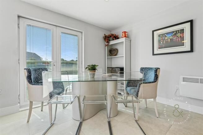 Harbour Point, Hern Crabtree (18).jpg