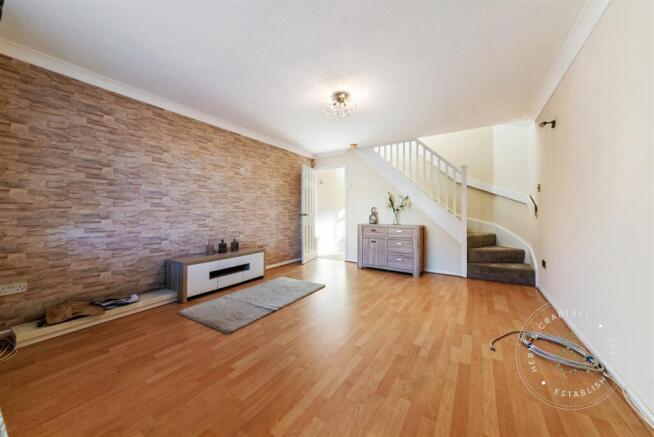 Powderham-Drive-08 (1).jpg