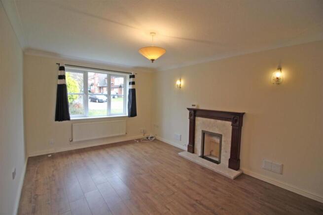 Lounge Dartington.jpg